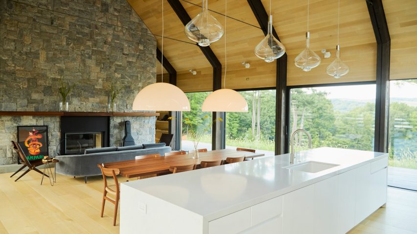 Silvernails house by Amalgam Studio
