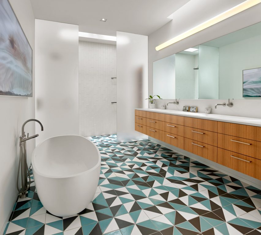 SOMA Residence by Dumican Mosey Architects