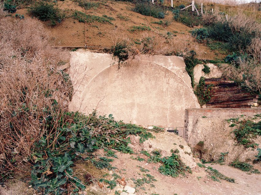 Sound Mirror by Piercarlo Quecchia