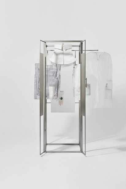Baohan Jiang's deconstructed wardrobe aims to change our perception of time