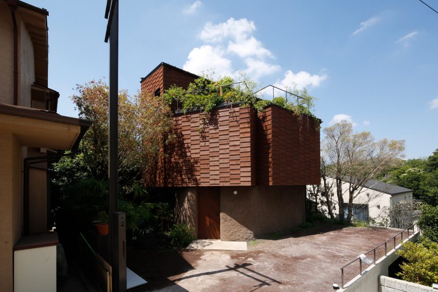 Todoroki House by Atelier Tsuyoshi Tane Architects
