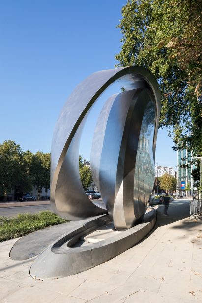 Billboard by Zaha Hadid Design for JCDecaux