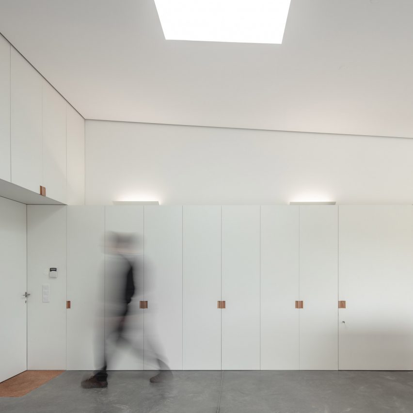 Arada Office by Nelson Resende
