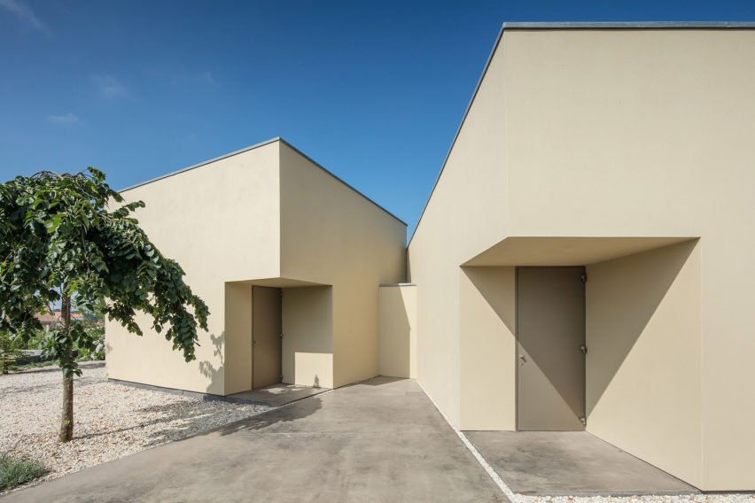 Arada Office by Nelson Resende