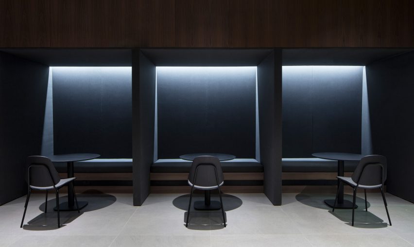 Avianca Lounges by Francesc Rife Studio