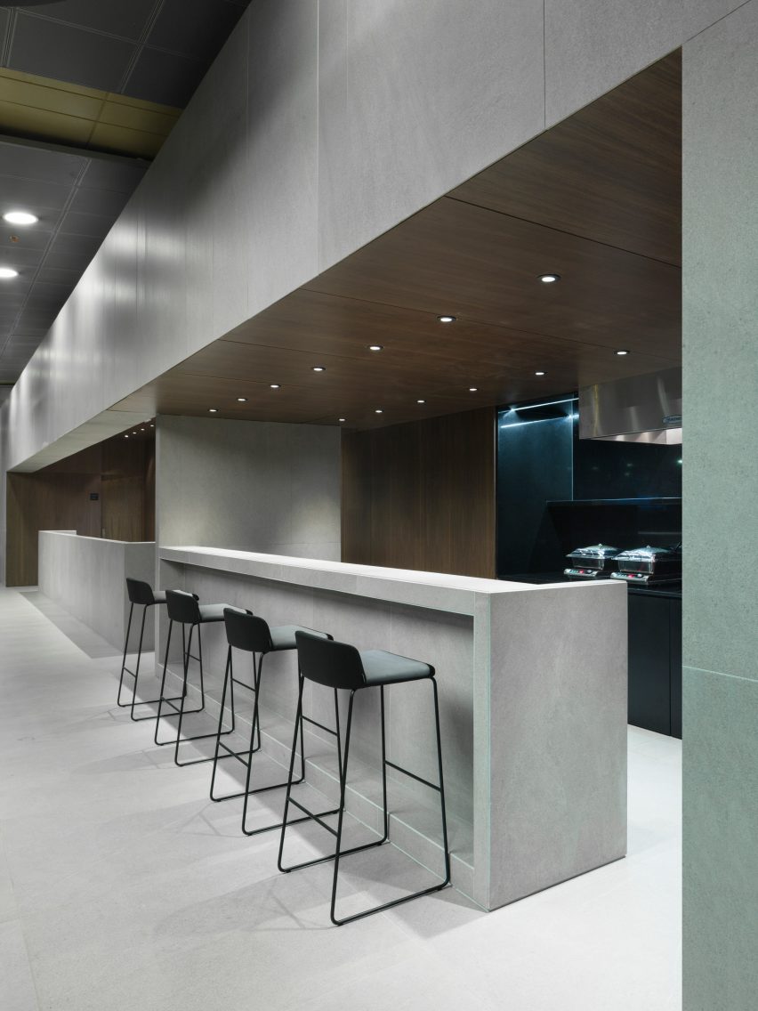 Avianca Lounges by Francesc Rife Studio