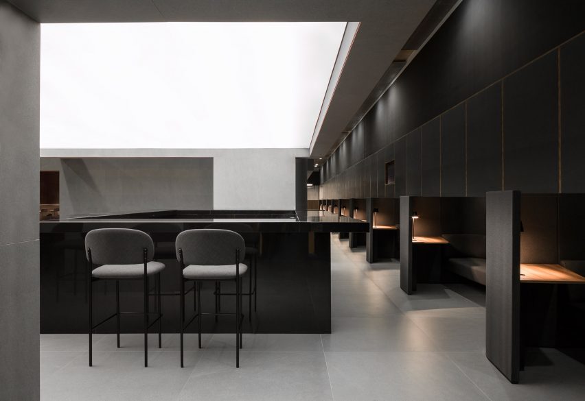 Avianca Lounges by Francesc Rife Studio