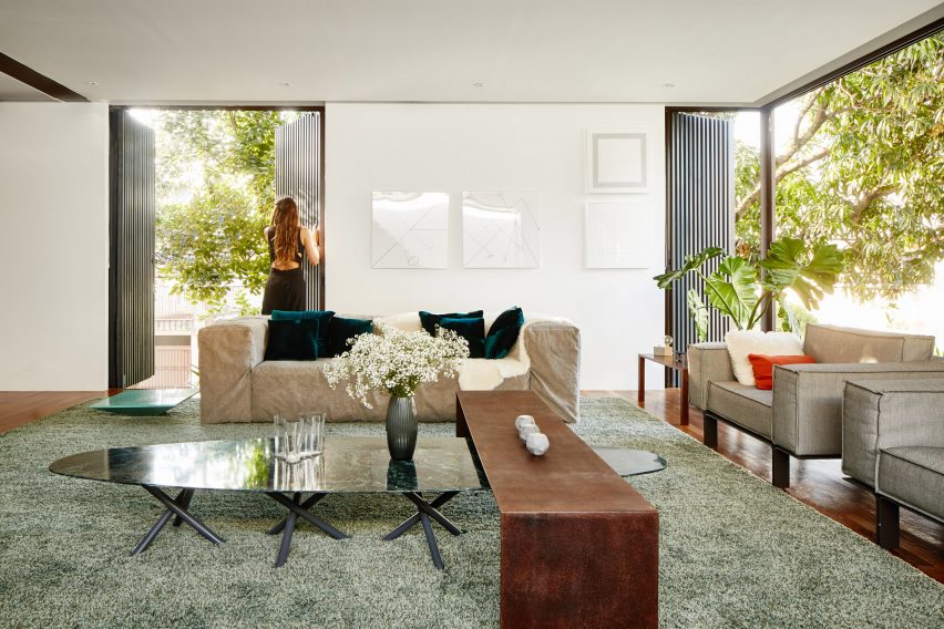 Box House by FCstudio