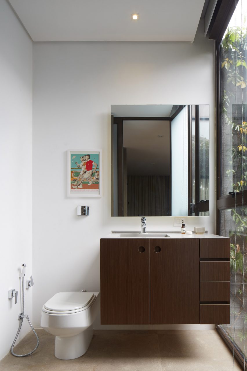Box House by FCstudio