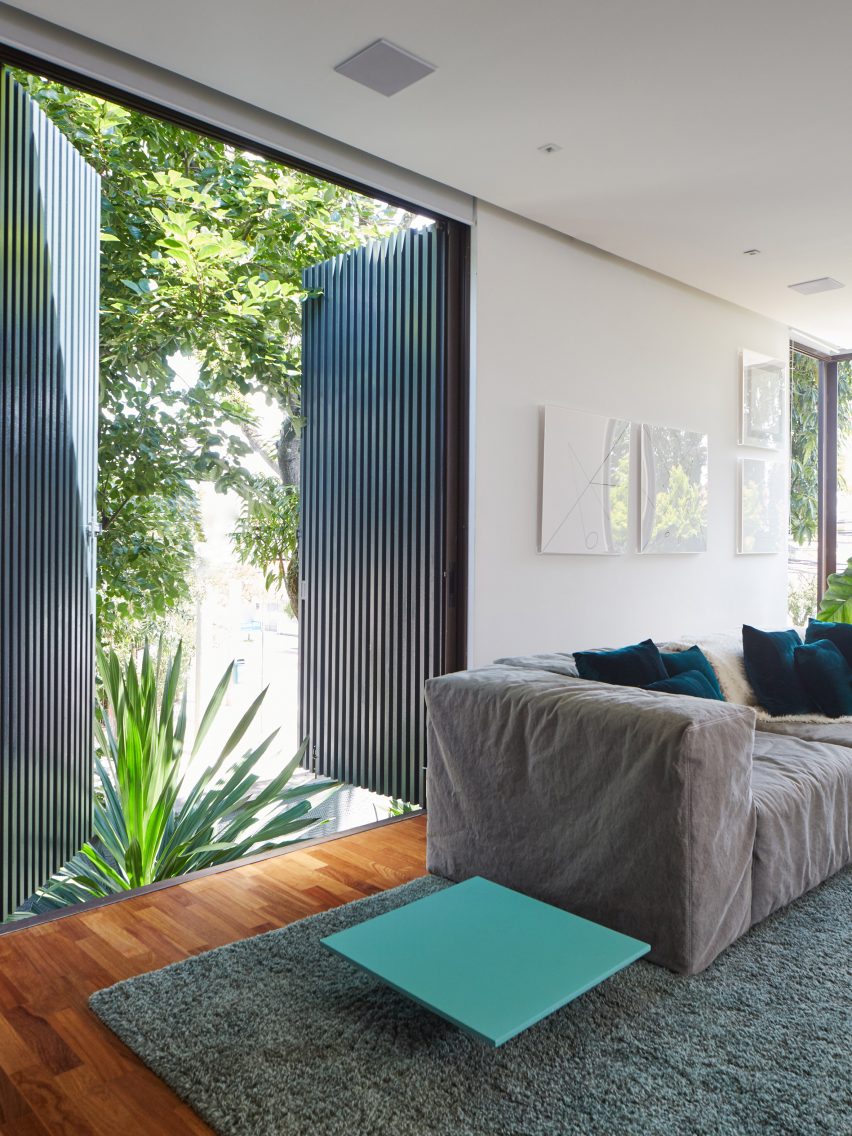 Box House by FCstudio