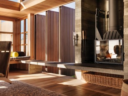 Captain Kelly's Cottage by John Wardle Architects