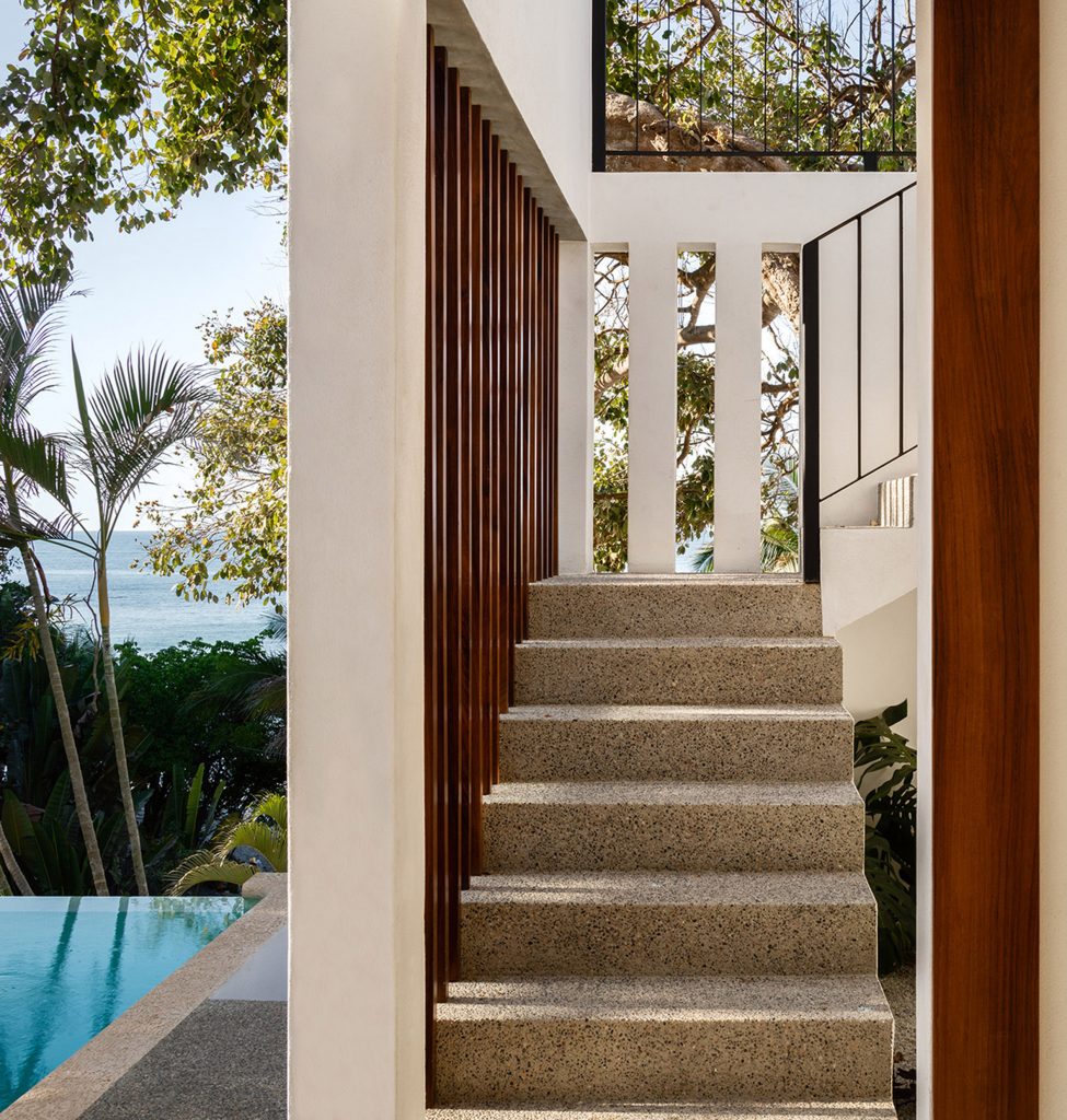 Casa LT by Main Office