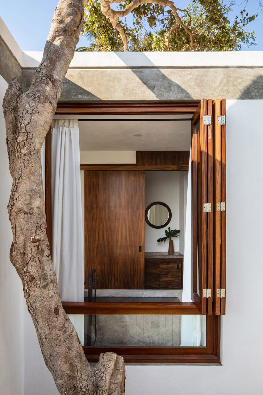 Casa LT by Main Office