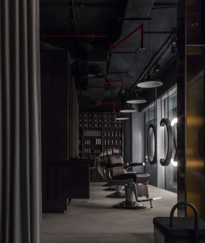 Chaps & Co, Dubai by Nicholas Szczepaniak Architects