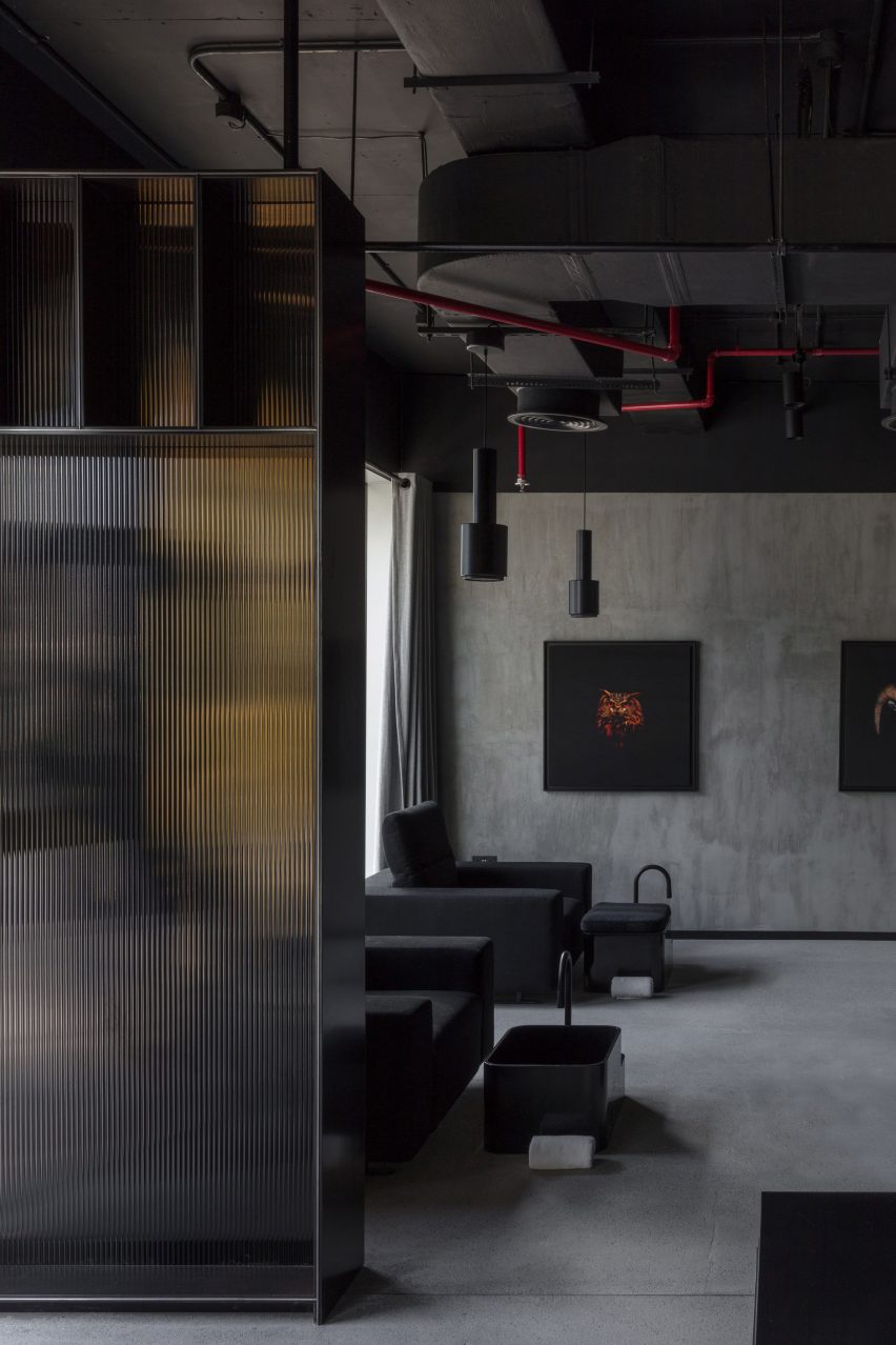 Chaps & Co, Dubai by Nicholas Szczepaniak Architects