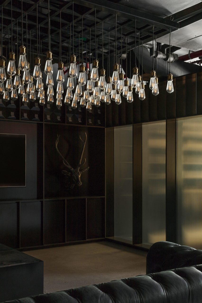 Chaps & Co, Dubai by Nicholas Szczepaniak Architects