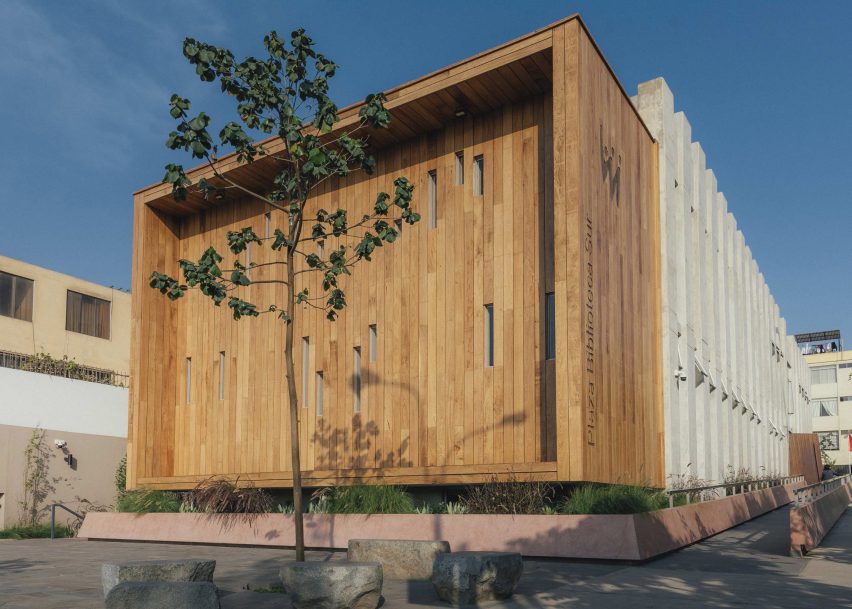 Community Library in La Molina by Gonzalez Moix Arquitectura