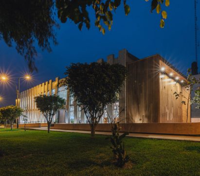 Community Library in La Molina by Gonzalez Moix Arquitectura