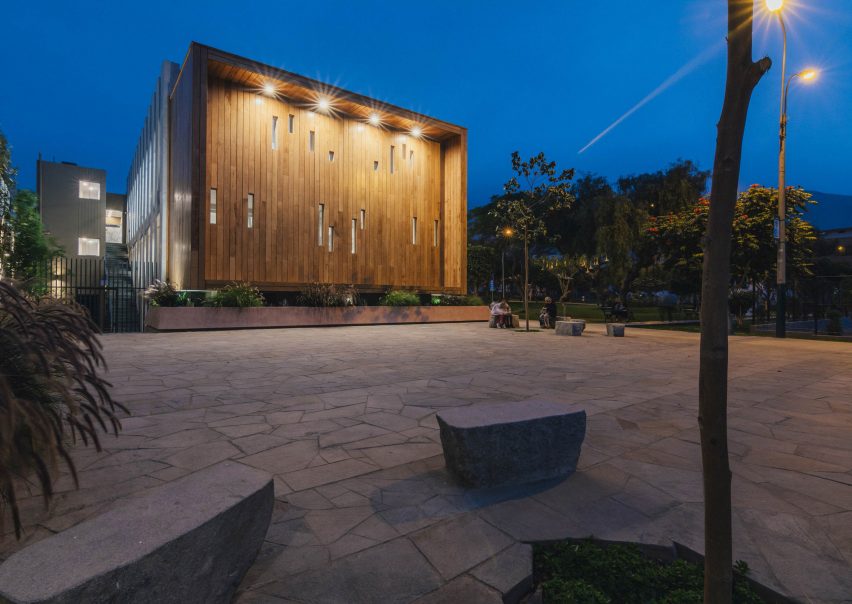 Community Library in La Molina by Gonzalez Moix Arquitectura