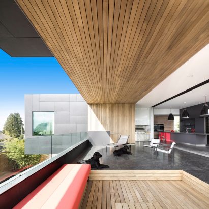 Container House by McLeod Bovell