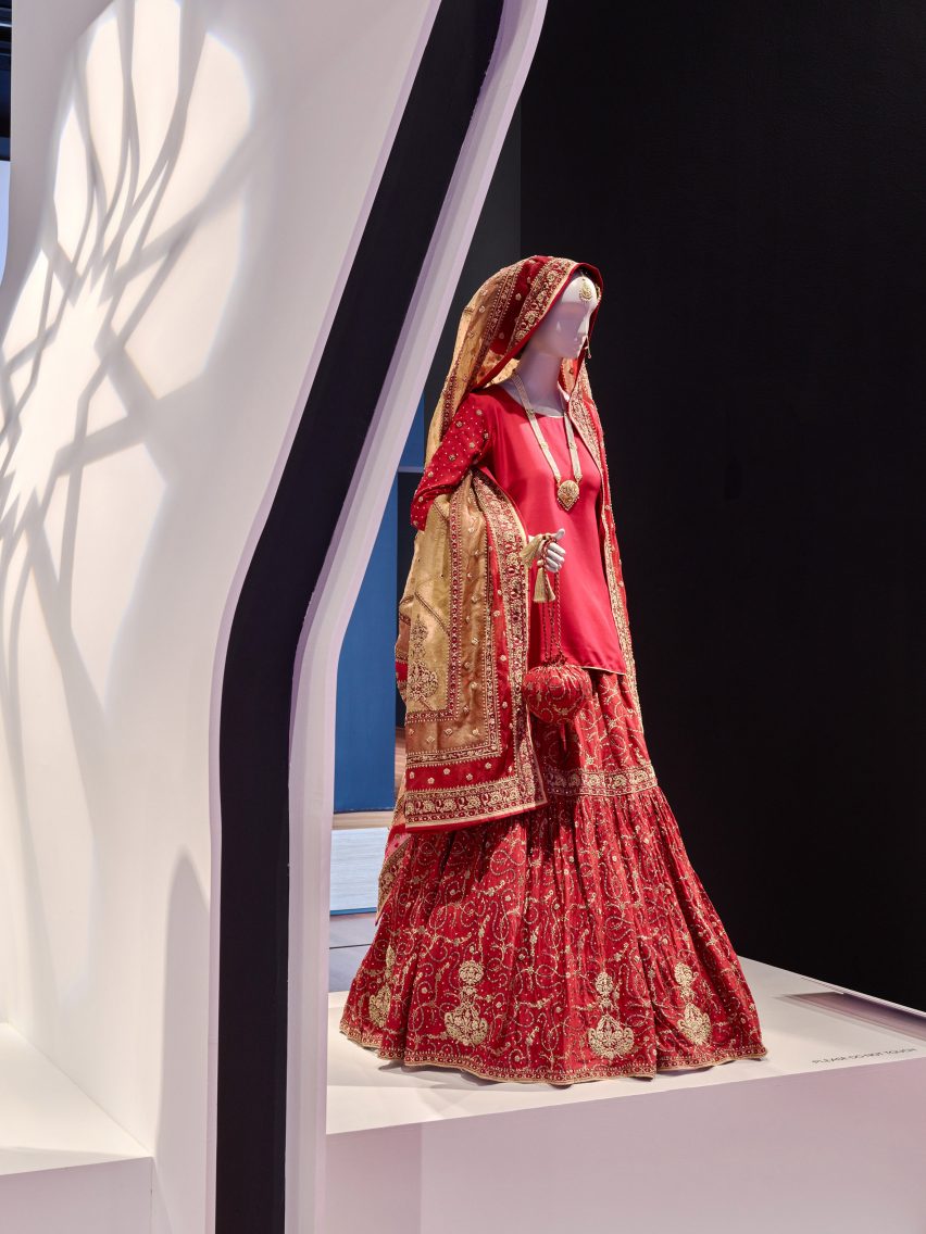 Contemporary Muslim Fashions at de Young Museum