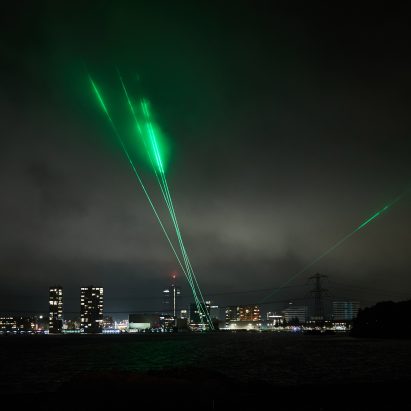 Daan Roosegaarde's UFO-like light installation tracks pieces of space waste in real time