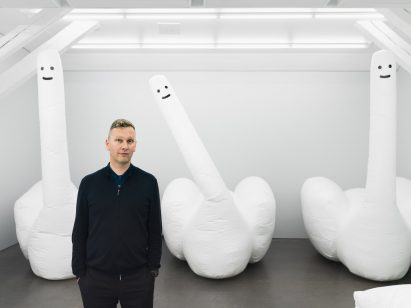 David Shrigley's inflatable "swan-things" spring to life in 12 minute cycles