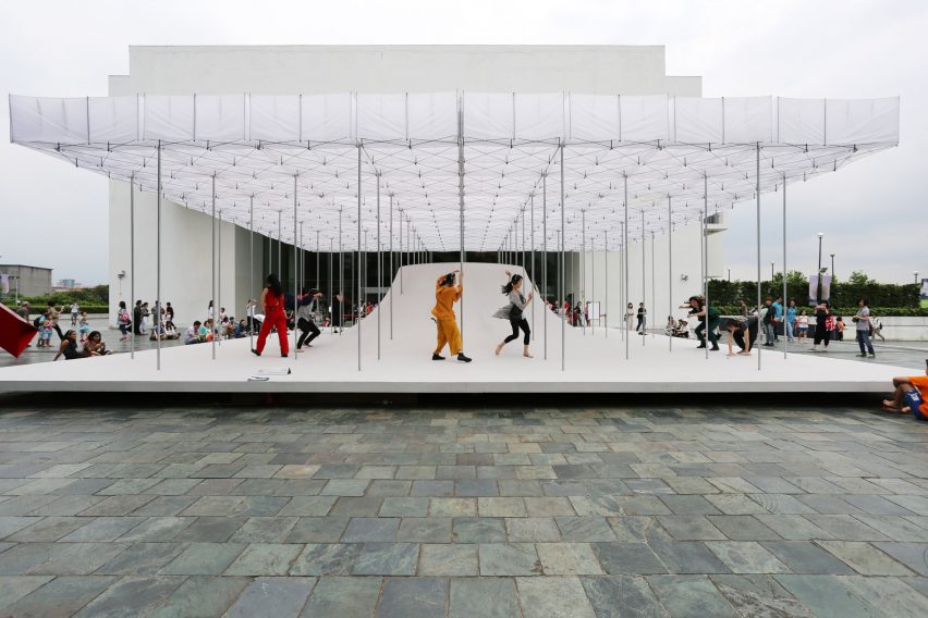Taipei Fine Arts Museum pavilion by Shen Ting Tseng Architects