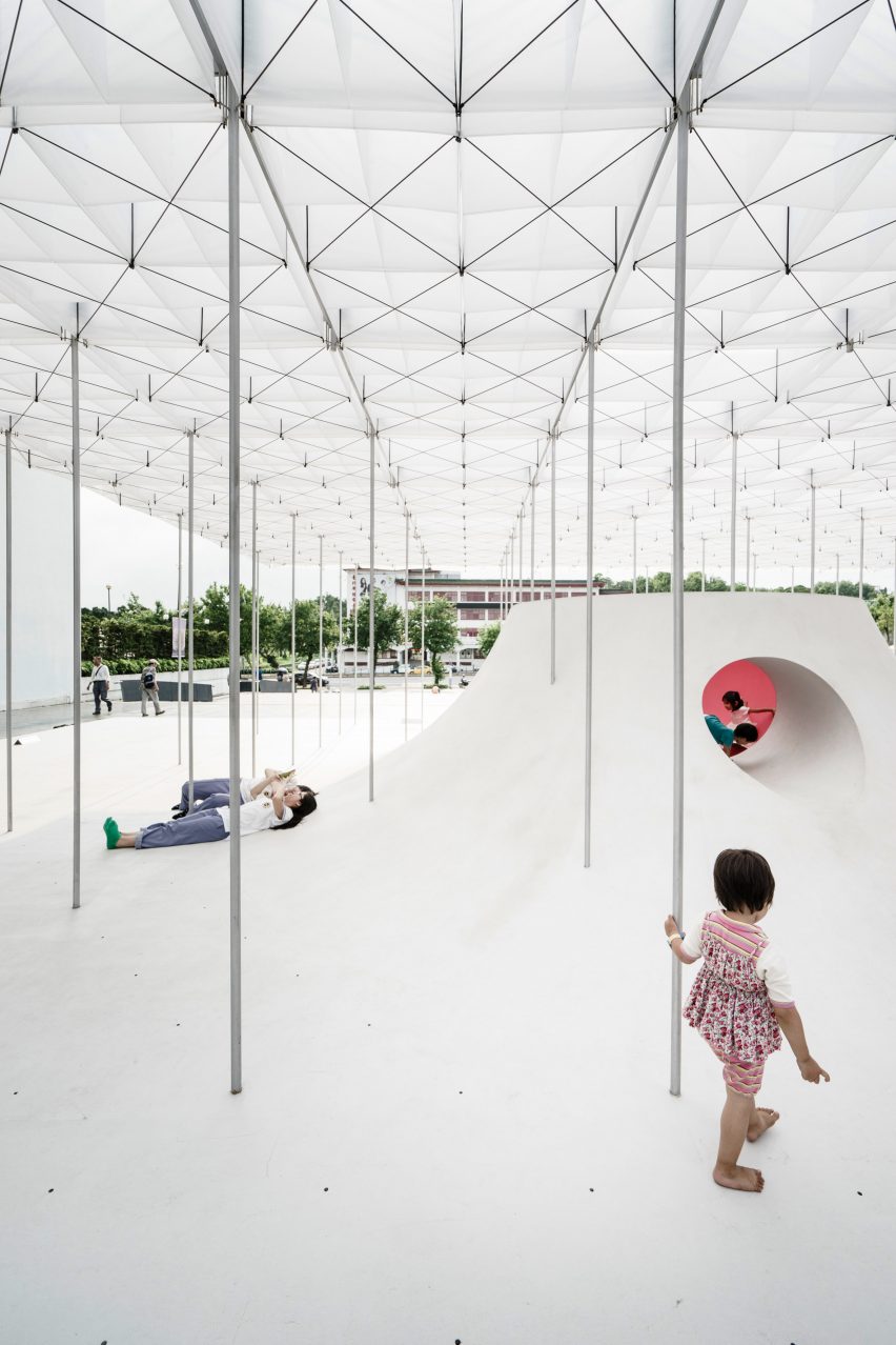 Taipei Fine Arts Museum pavilion by Shen Ting Tseng Architects