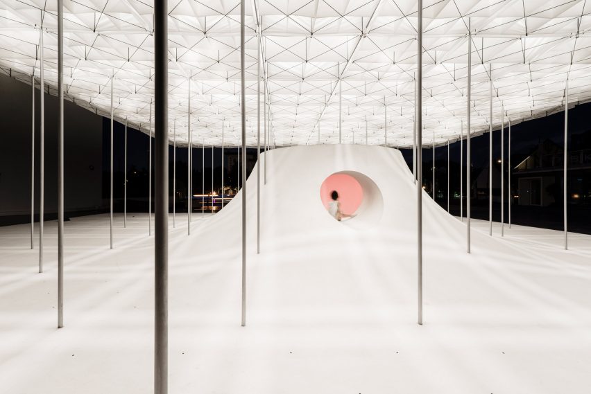 Taipei Fine Arts Museum pavilion by Shen Ting Tseng Architects