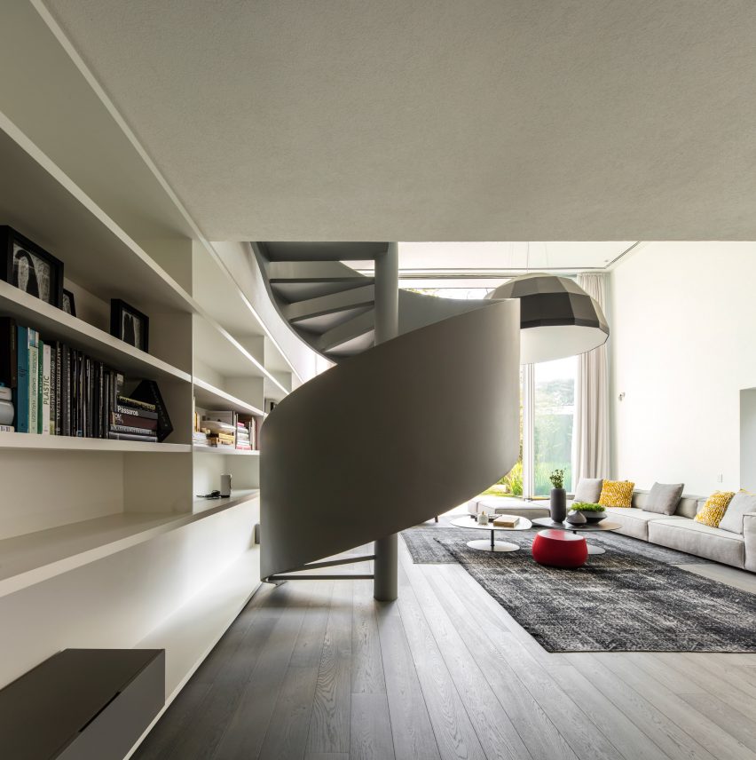 Gama Issa by Studio MK27