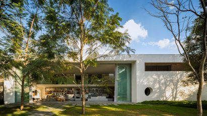 Gama Issa by Studio MK27