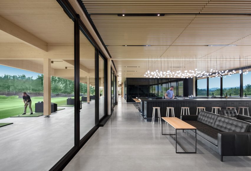 Golf Clubhouse by Architecture49