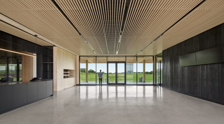 Golf Clubhouse by Architecture49