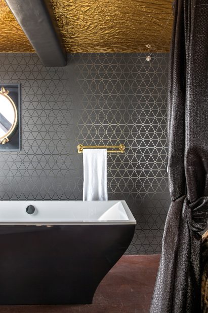 Villeroy & Boch predict automated receptionists in The Hotel of the Future e-book