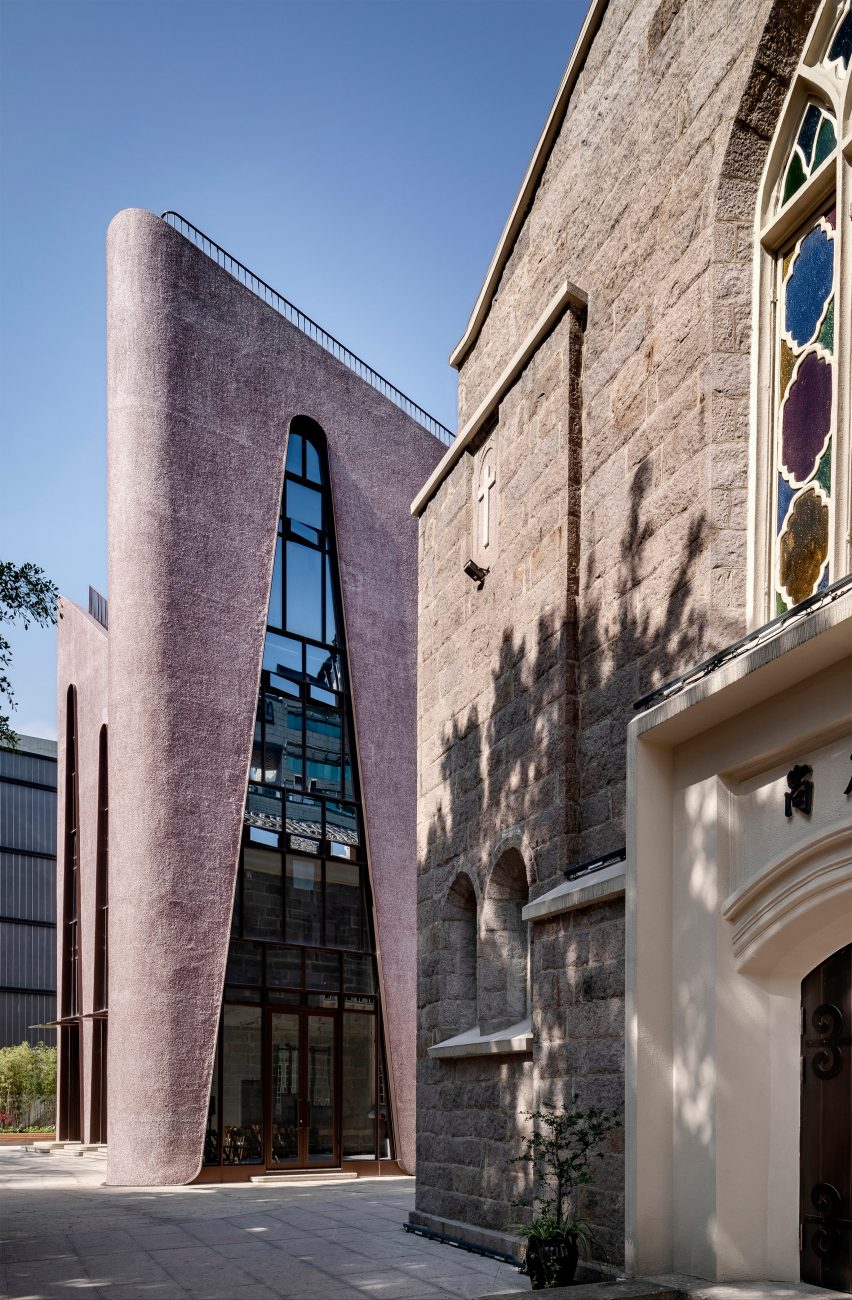Huaxiang Christian Centre by Dirk U. Moench