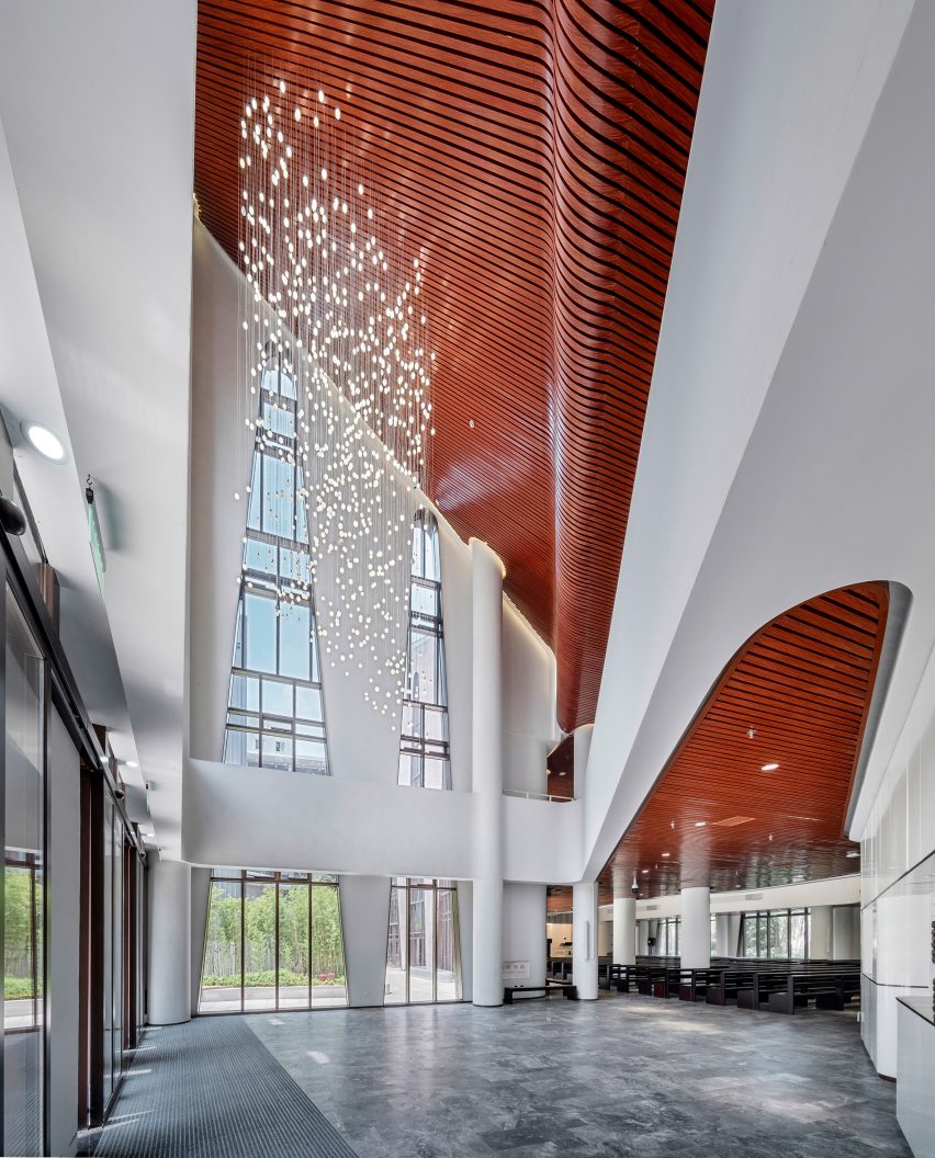 Huaxiang Christian Centre by Dirk U. Moench