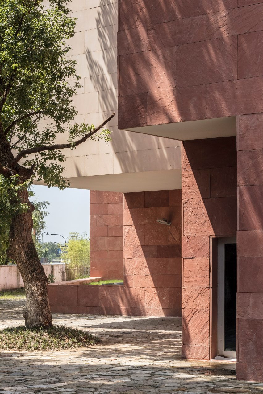 International Design Museum of China by Alvaro Siza and Carlos Castanheira
