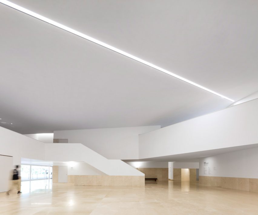 International Design Museum of China by Alvaro Siza and Carlos Castanheira