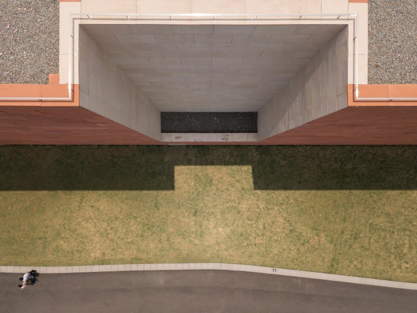 International Design Museum of China by Alvaro Siza and Carlos Castanheira