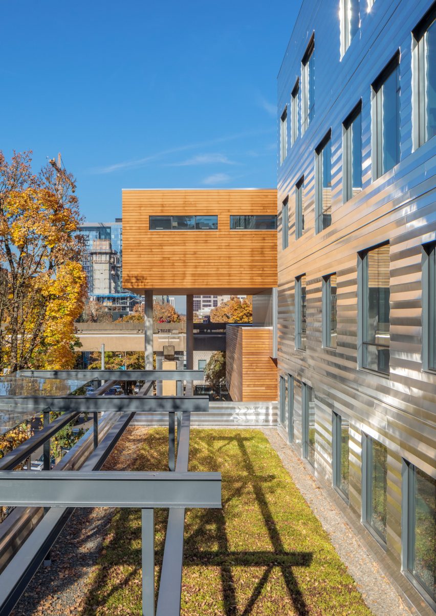 Karl Miller Center by Behnisch Architekten