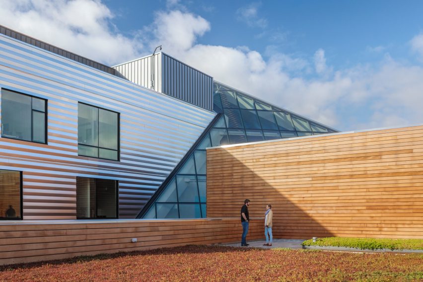 Karl Miller Center by Behnisch Architekten
