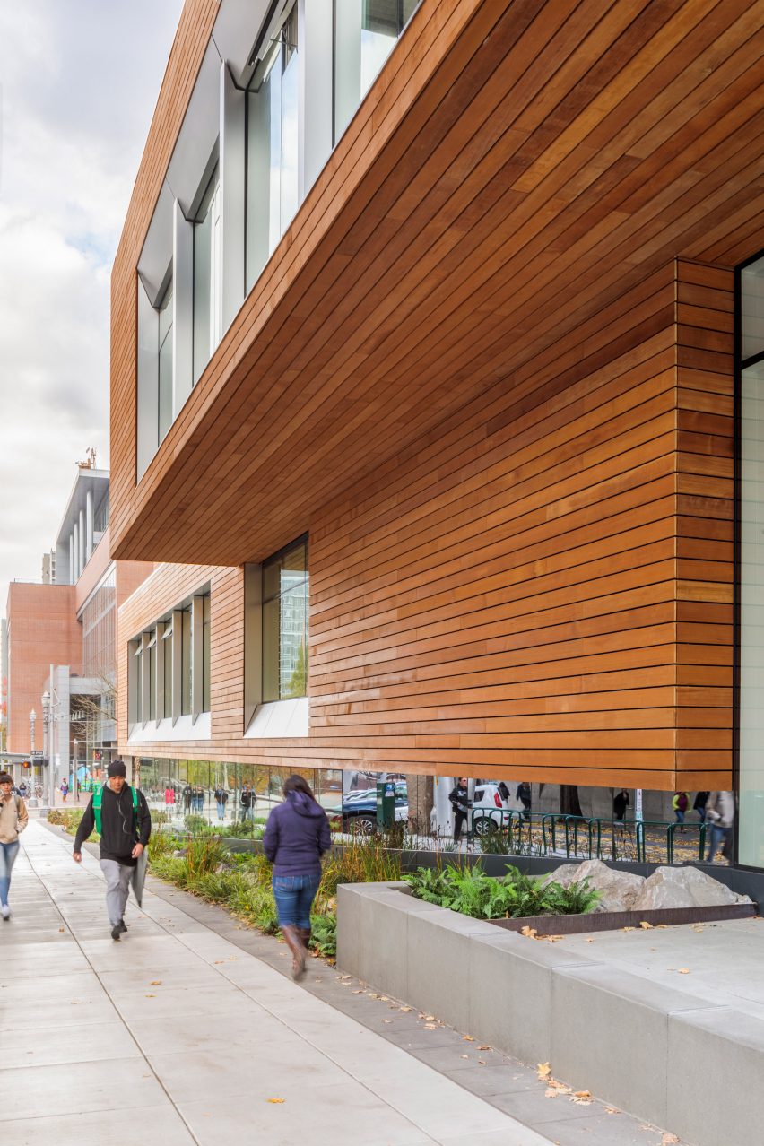 Karl Miller Center by Behnisch Architekten