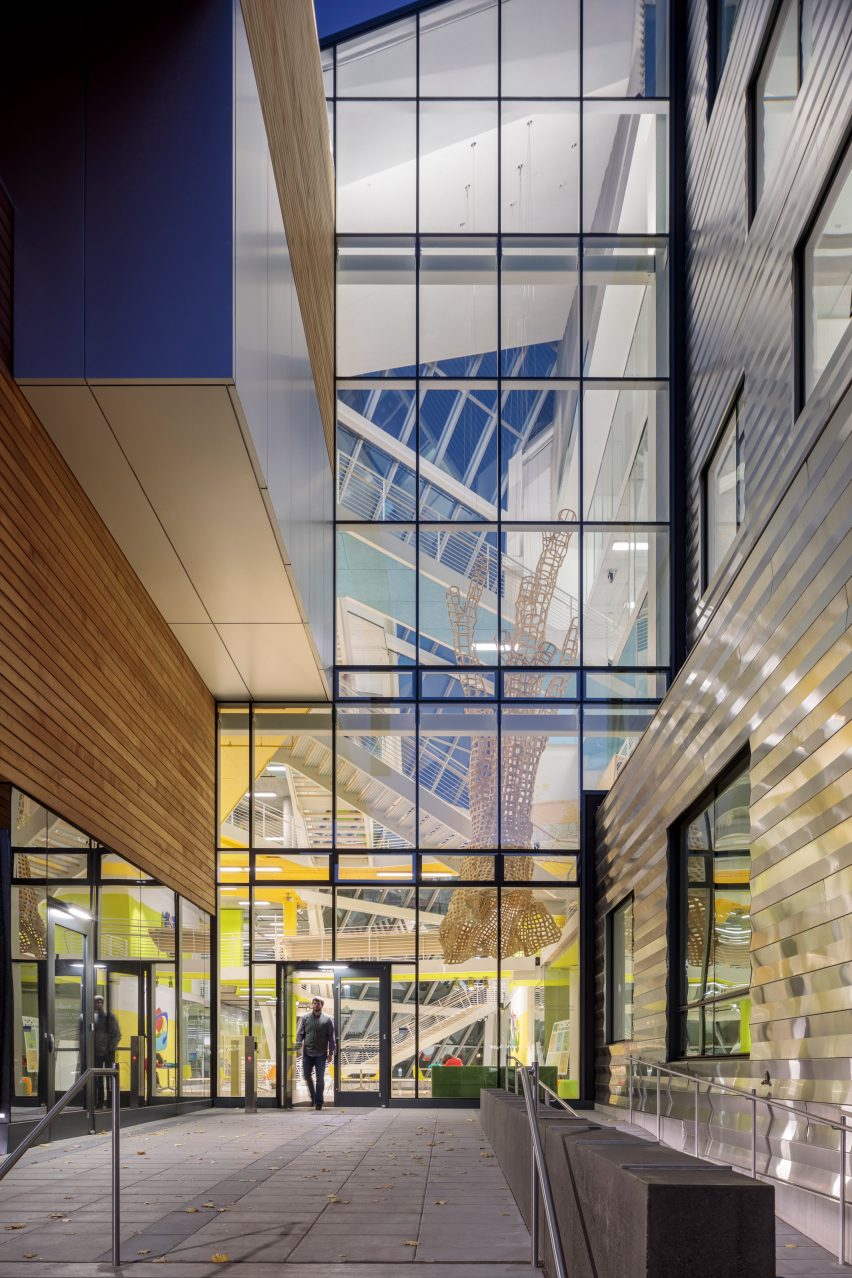 Karl Miller Center by Behnisch Architekten