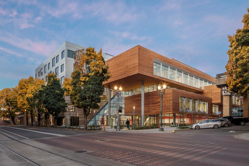 Karl Miller Center by Behnisch Architekten