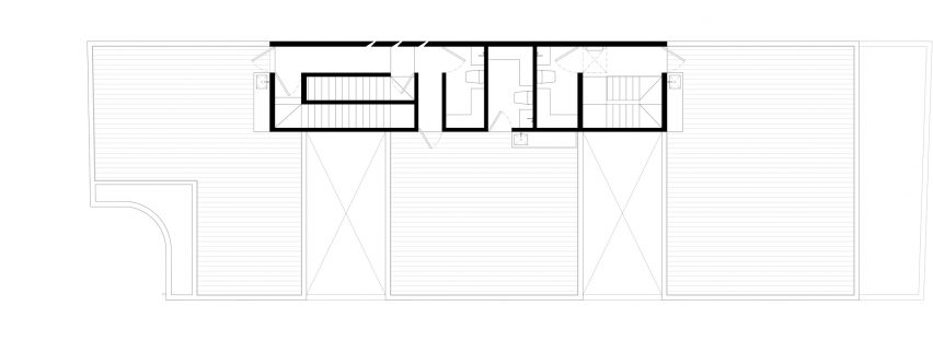 LC710 by Taller Hector Barroso