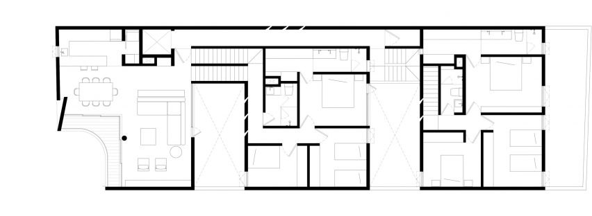 LC710 by Taller Hector Barroso