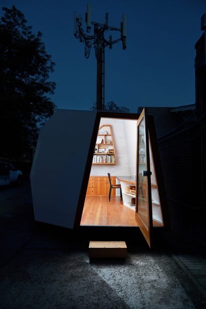 Lighthouse by Knowhow Shop