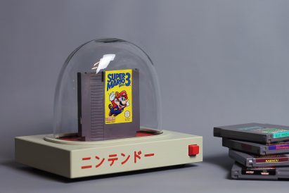 Love Hultén creates shrine to Nintendo Entertainment System
