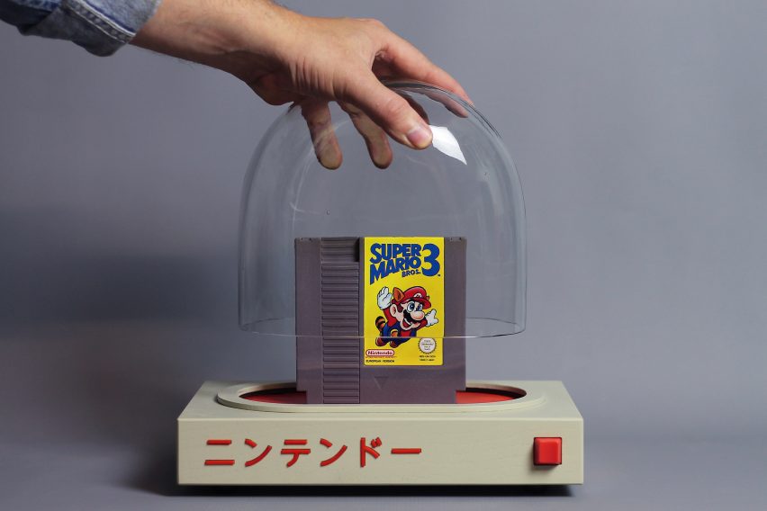 Love Hultén creates shrine to Nintendo Entertainment System
